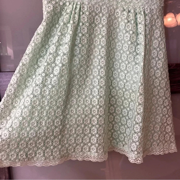 B Darlin Mini Mint Green Lace Overlay Juniors 11/12 Dress Prom/Graduation - Picture 3 of 11